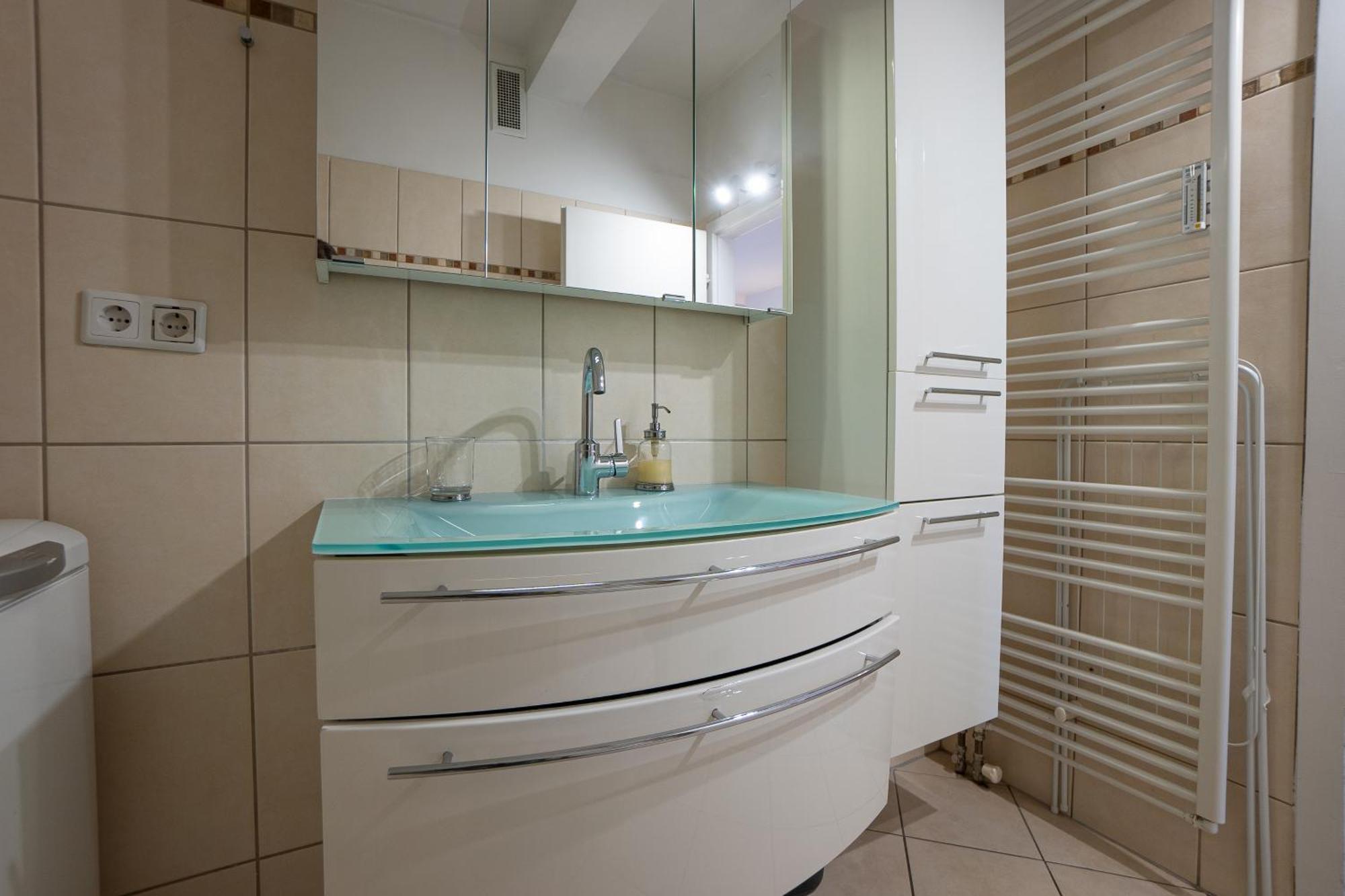 וינה Apartment With A Private Terrace Located Right Near Belvedere Castle, 15 Minutes Away From Stephansdom מראה חיצוני תמונה