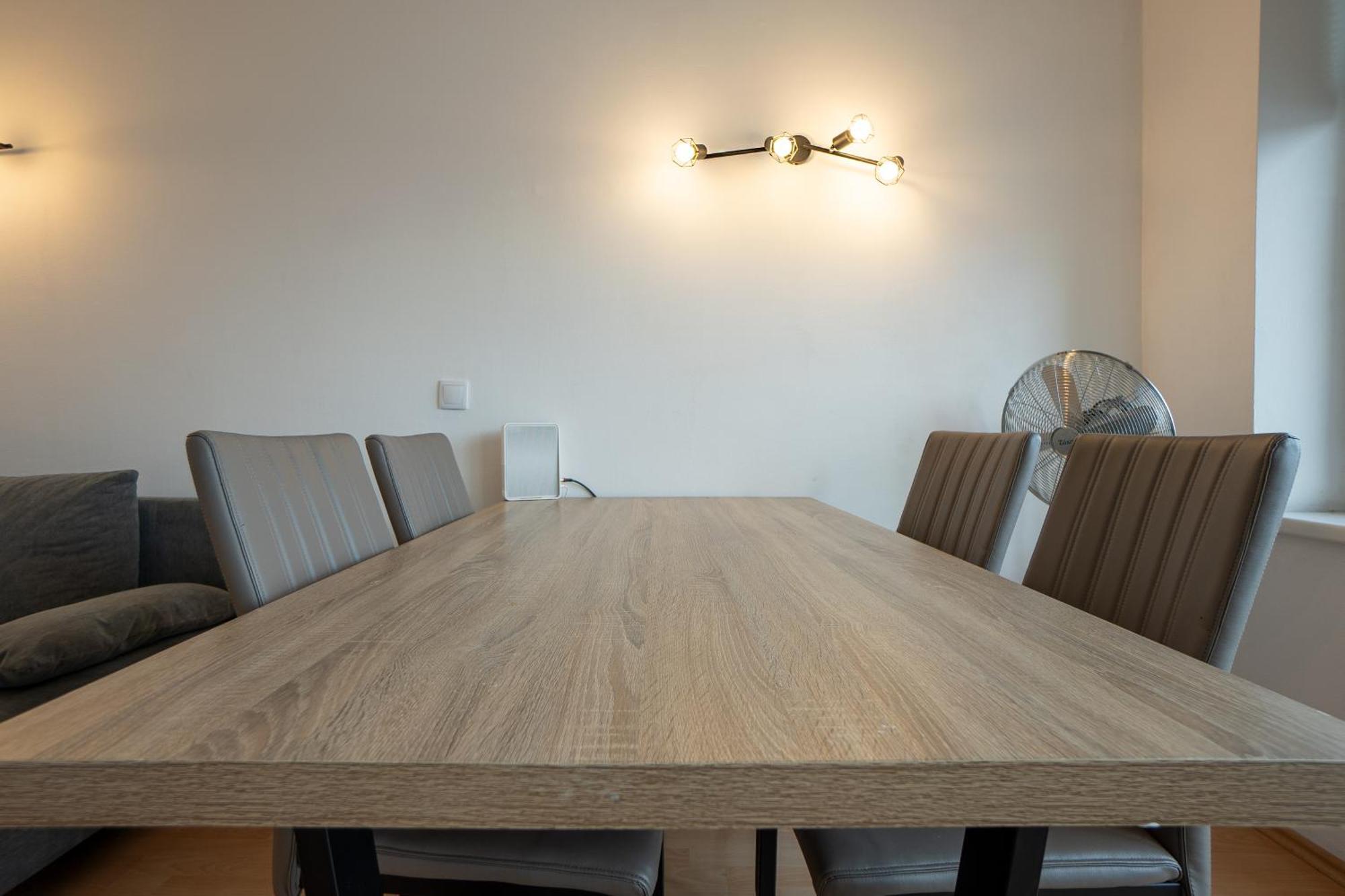 וינה Apartment With A Private Terrace Located Right Near Belvedere Castle, 15 Minutes Away From Stephansdom מראה חיצוני תמונה