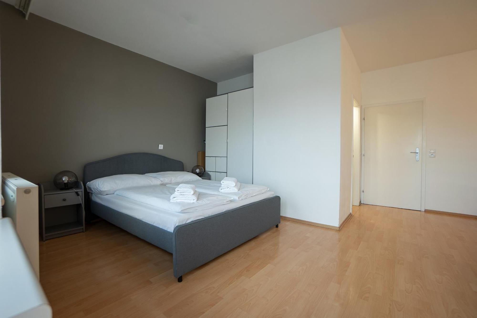 וינה Apartment With A Private Terrace Located Right Near Belvedere Castle, 15 Minutes Away From Stephansdom מראה חיצוני תמונה