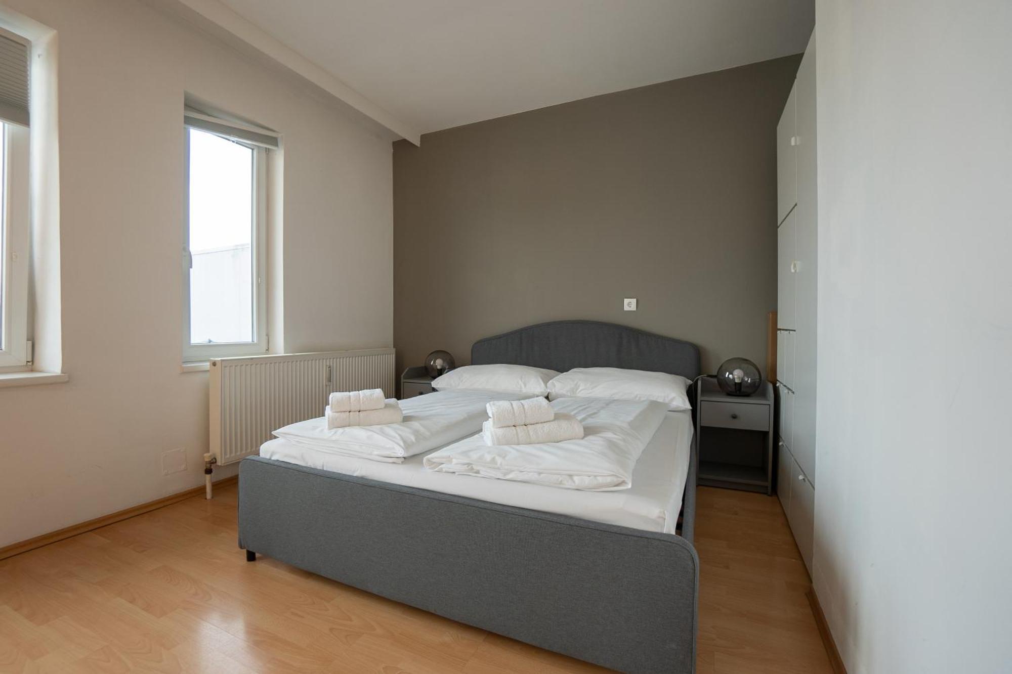 וינה Apartment With A Private Terrace Located Right Near Belvedere Castle, 15 Minutes Away From Stephansdom מראה חיצוני תמונה